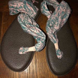 Palm Print Sanuk Sandals